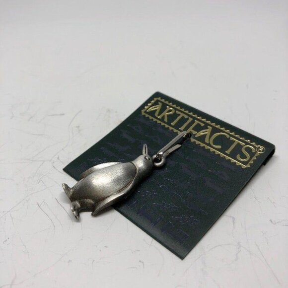 Penguin Zipper Pull, Charm or Pendant - Picture 2 of 5